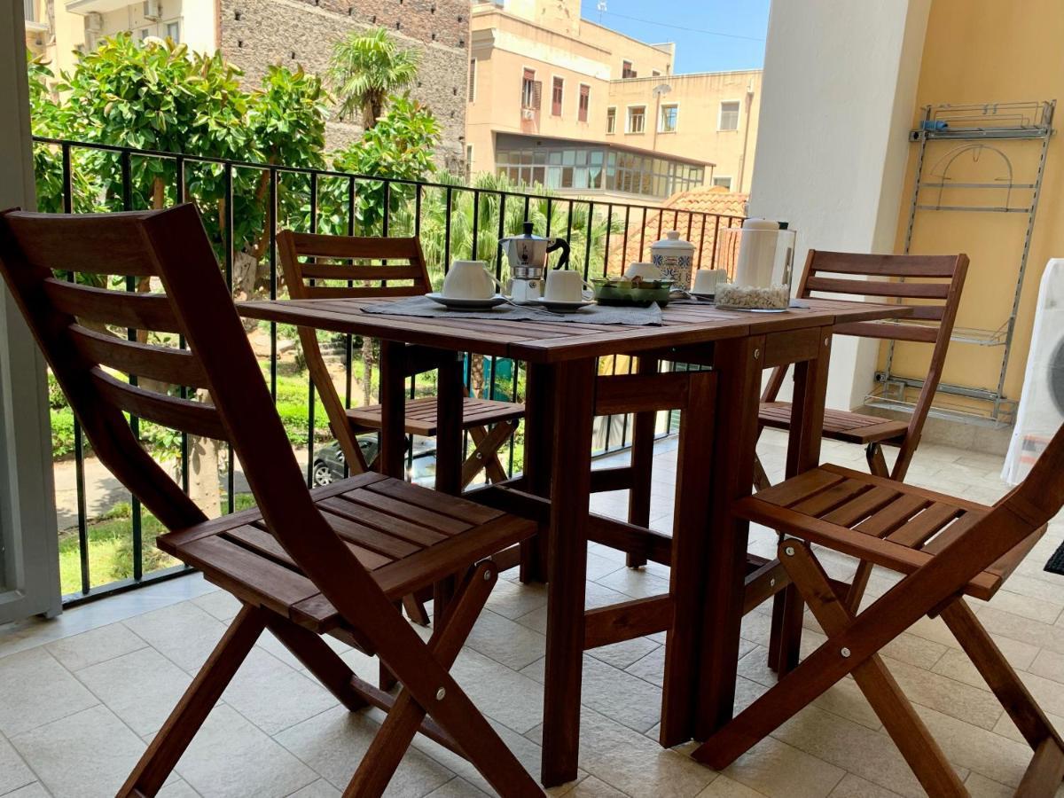 Vittorio Emanuele House Appartement Catánia Buitenkant foto